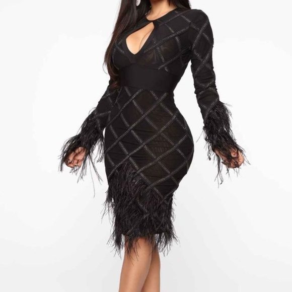 Glamour Black feather dress 2X - Picture 2 of 3
